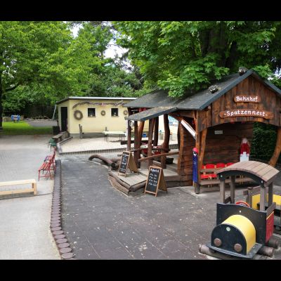 Außenanlage 9